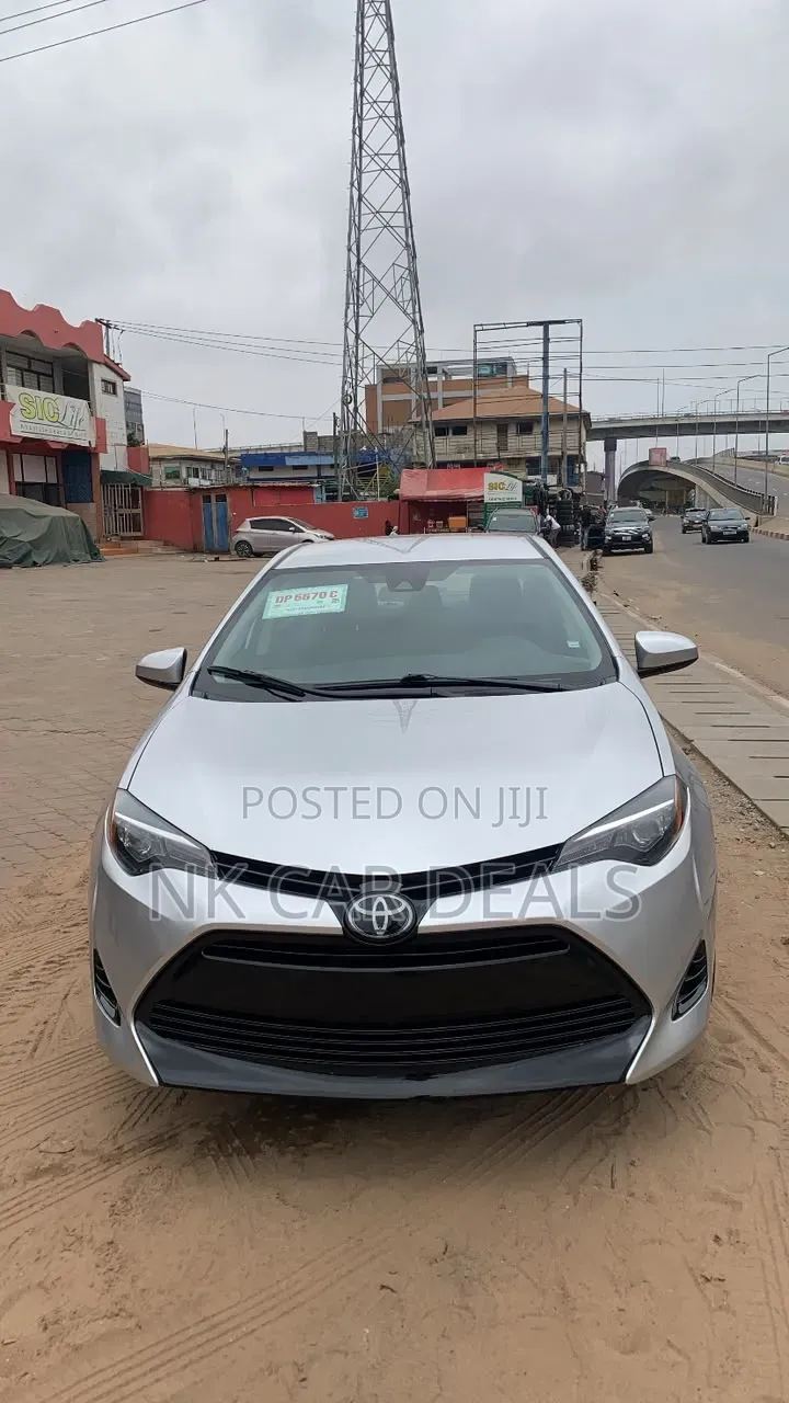 Toyota Corolla 2017 Gray