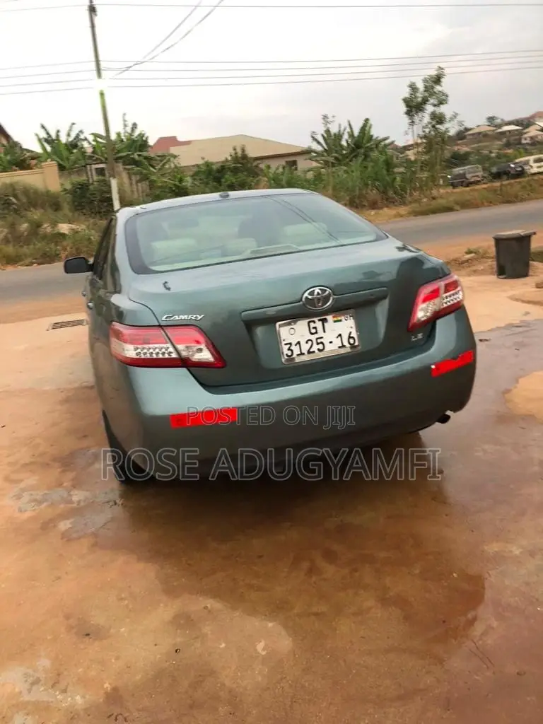 Toyota Camry LE 4dr Sedan (2.5L 4cyl 6AM) 2010 Green