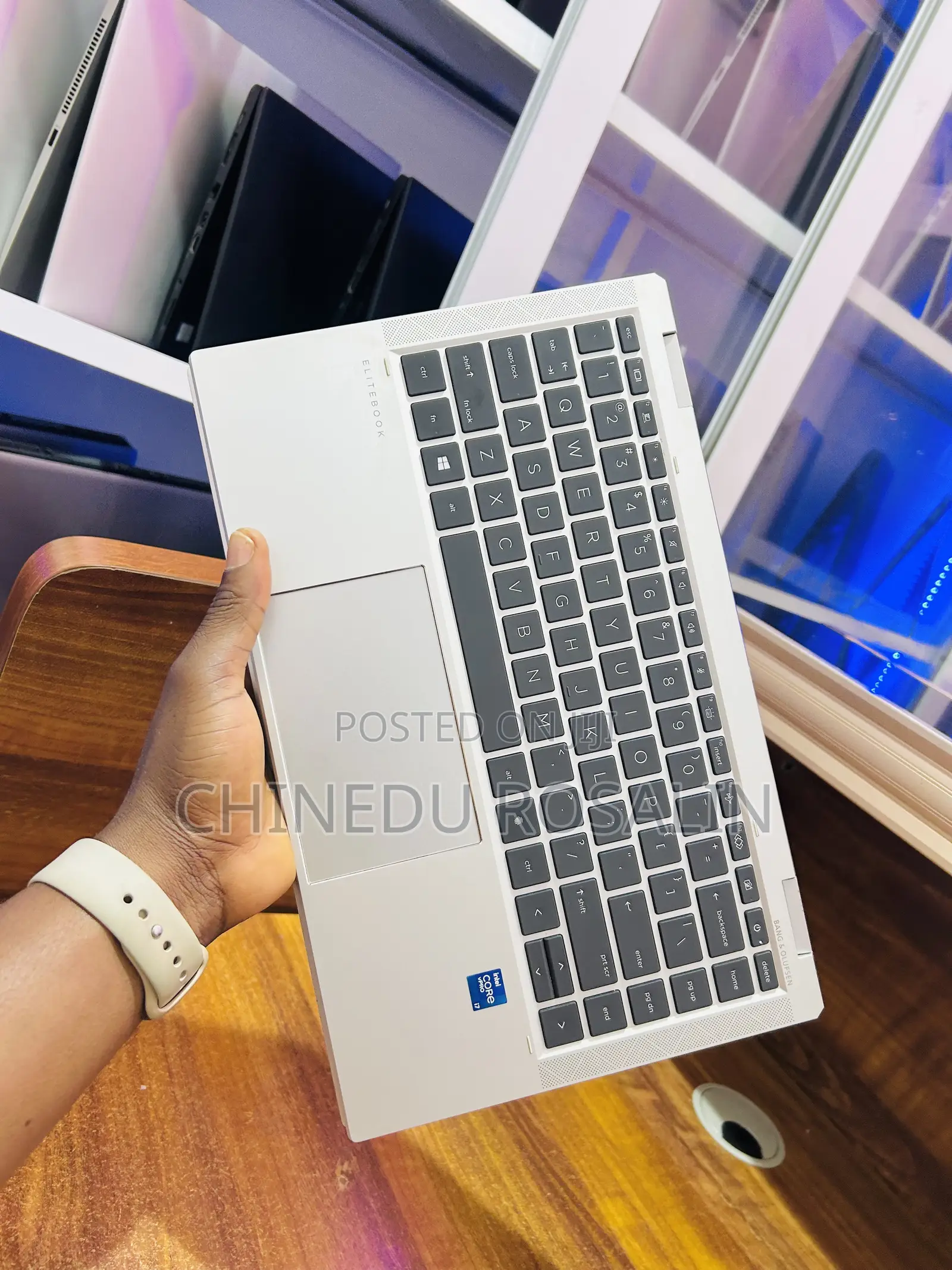Laptop HP EliteBook 1040 G8 16GB Intel Core i7 SSD 512GB