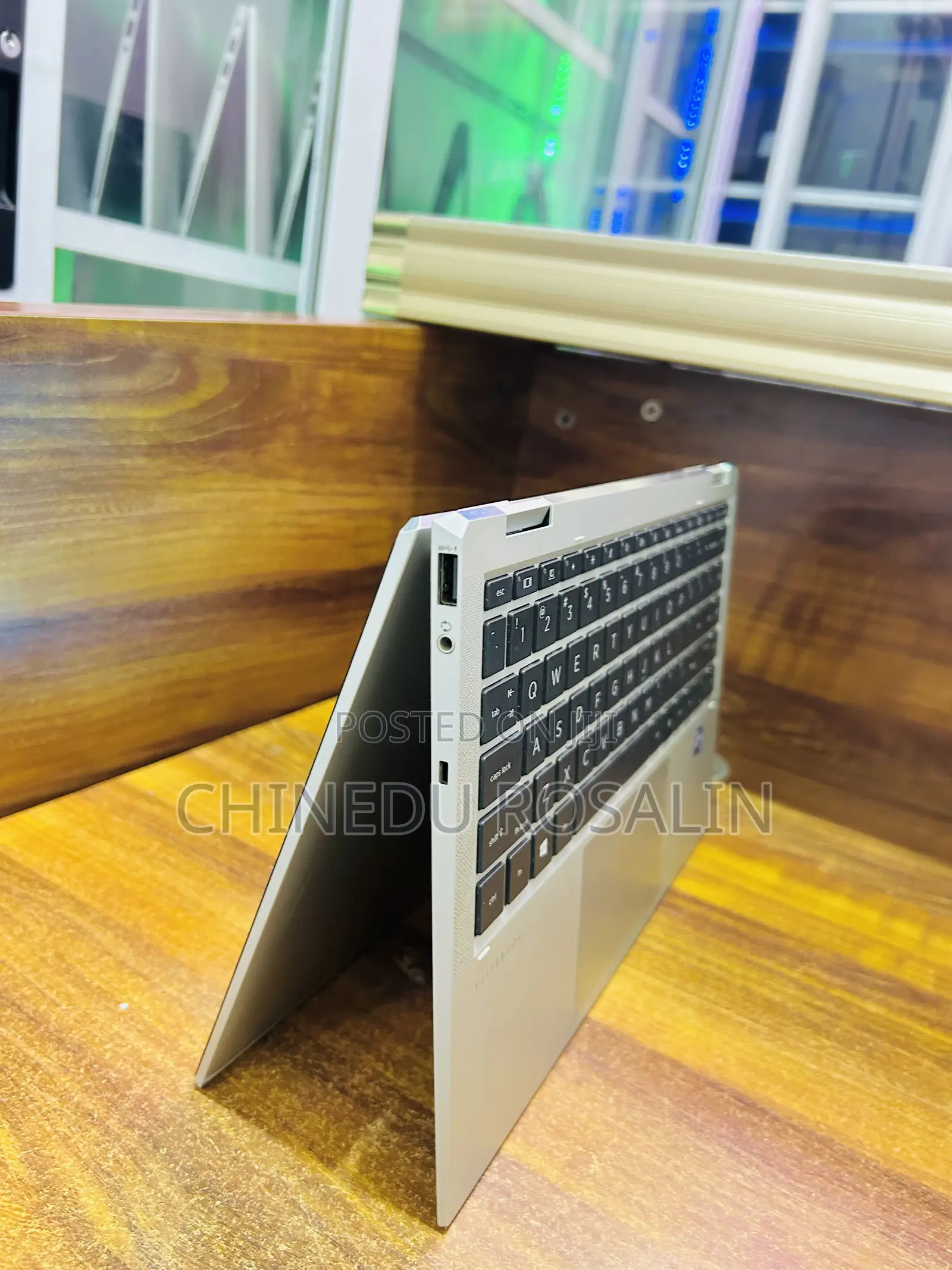 Laptop HP EliteBook 1040 G8 16GB Intel Core i7 SSD 512GB