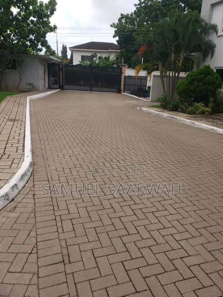 4bdrm House in US Embassy Area for rent