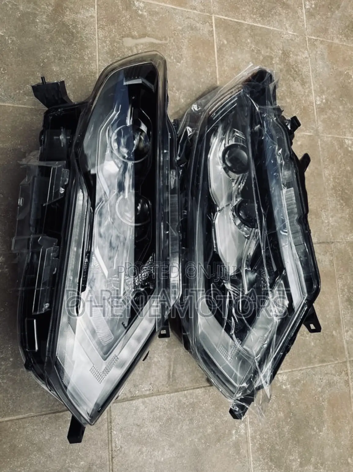 Nissan Rogue 2017-2018 Headlights Full LED Available