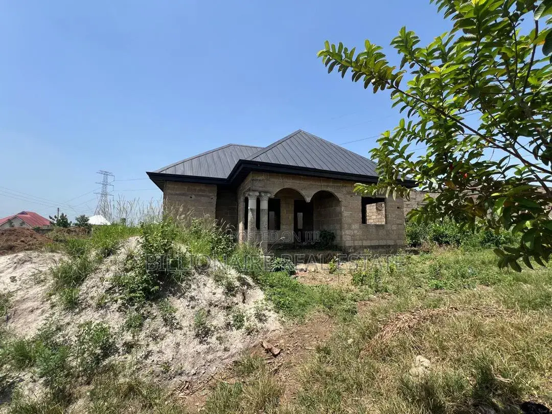 3bdrm House in Mamponten, Kumasi Metropolitan for sale