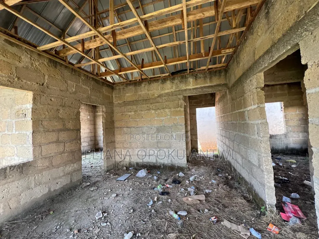 3bdrm House in Mamponten, Kumasi Metropolitan for sale