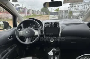 Nissan Note 2013 Burgundy