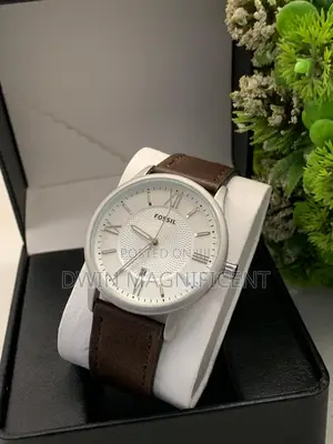 Fossil Analog Watch With Roman Numerals