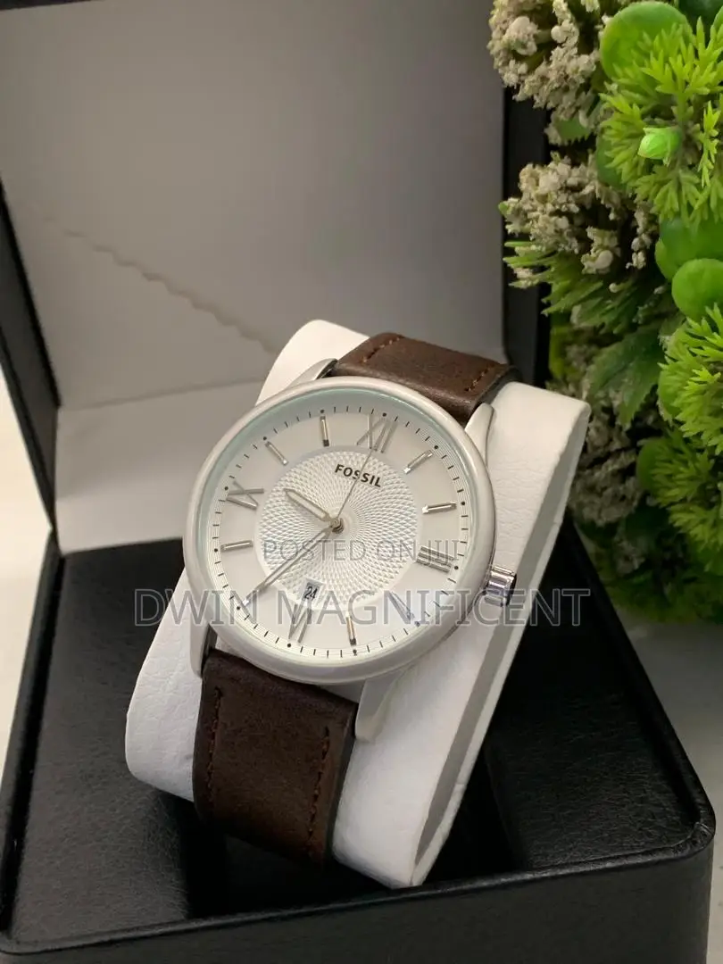 Fossil Analog Watch With Roman Numerals