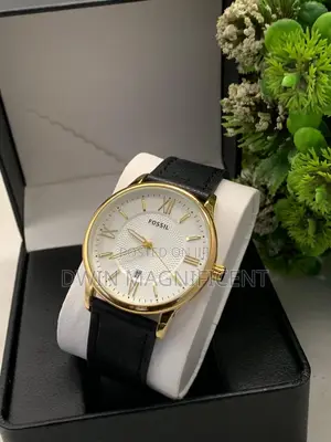 Fossil Analog Watch With Roman Numerals