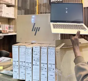 New Laptop HP ZBook Firefly 14 G7 32GB Intel Core i7 SSD 256GB