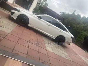 Honda Accord 2019 White
