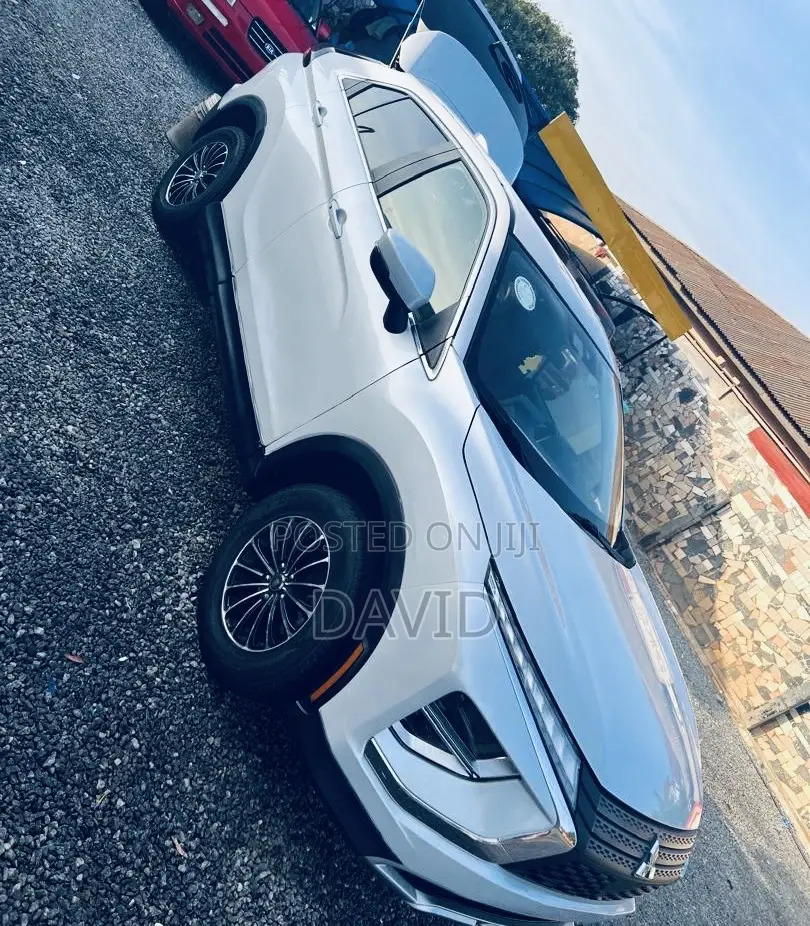 Mitsubishi Eclipse Cross 2023 White