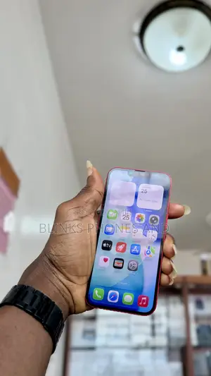 Apple iPhone 13 128 GB Red