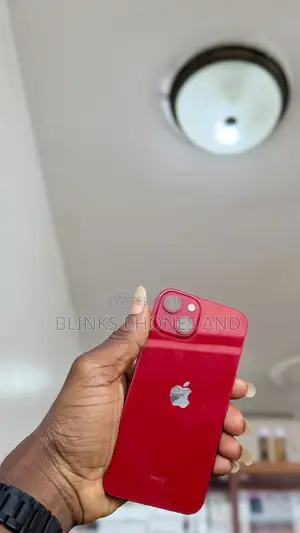 Apple iPhone 13 128 GB Red