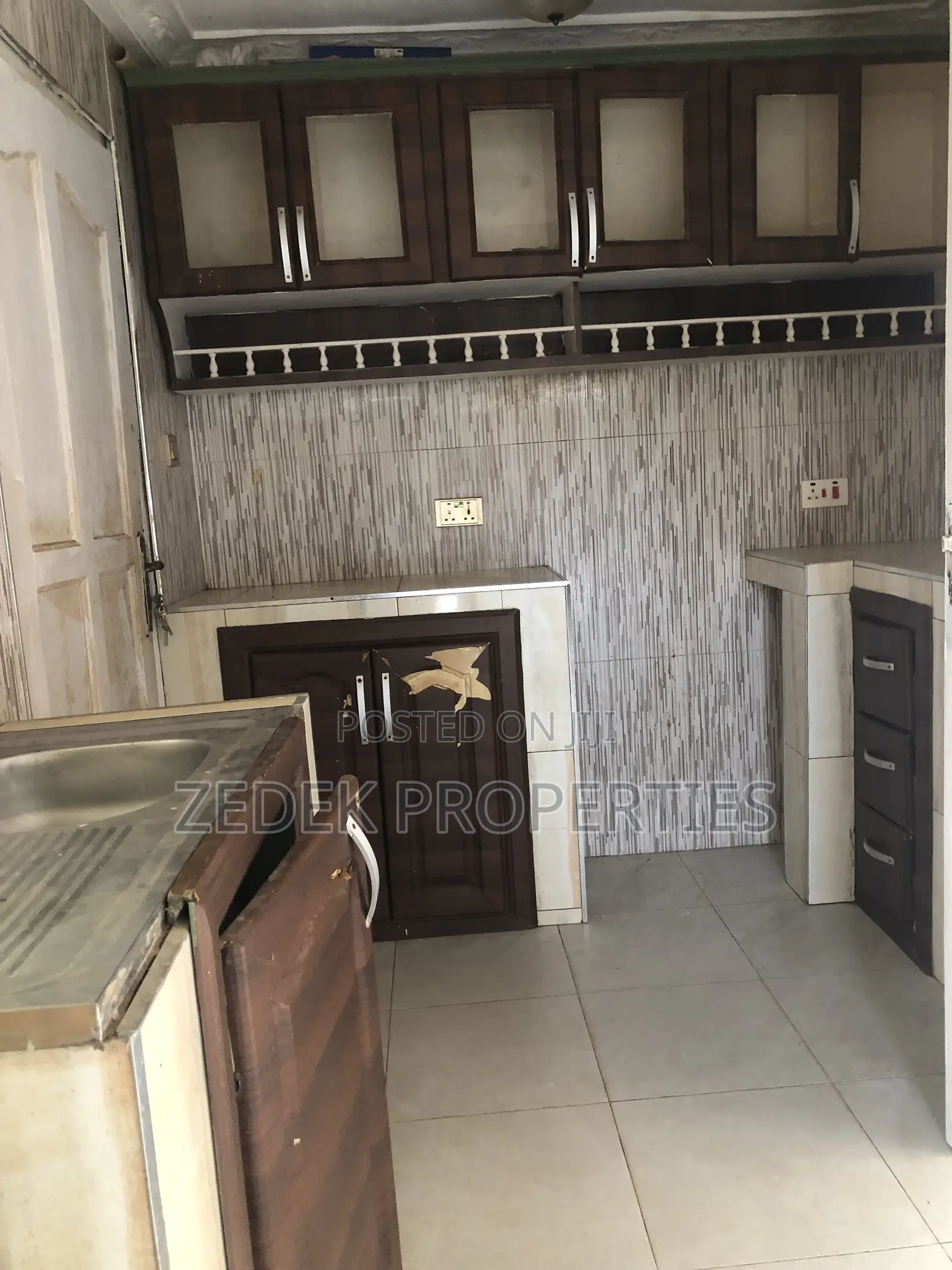 2bdrm House in Kwabenya, Ashomang Estate for rent