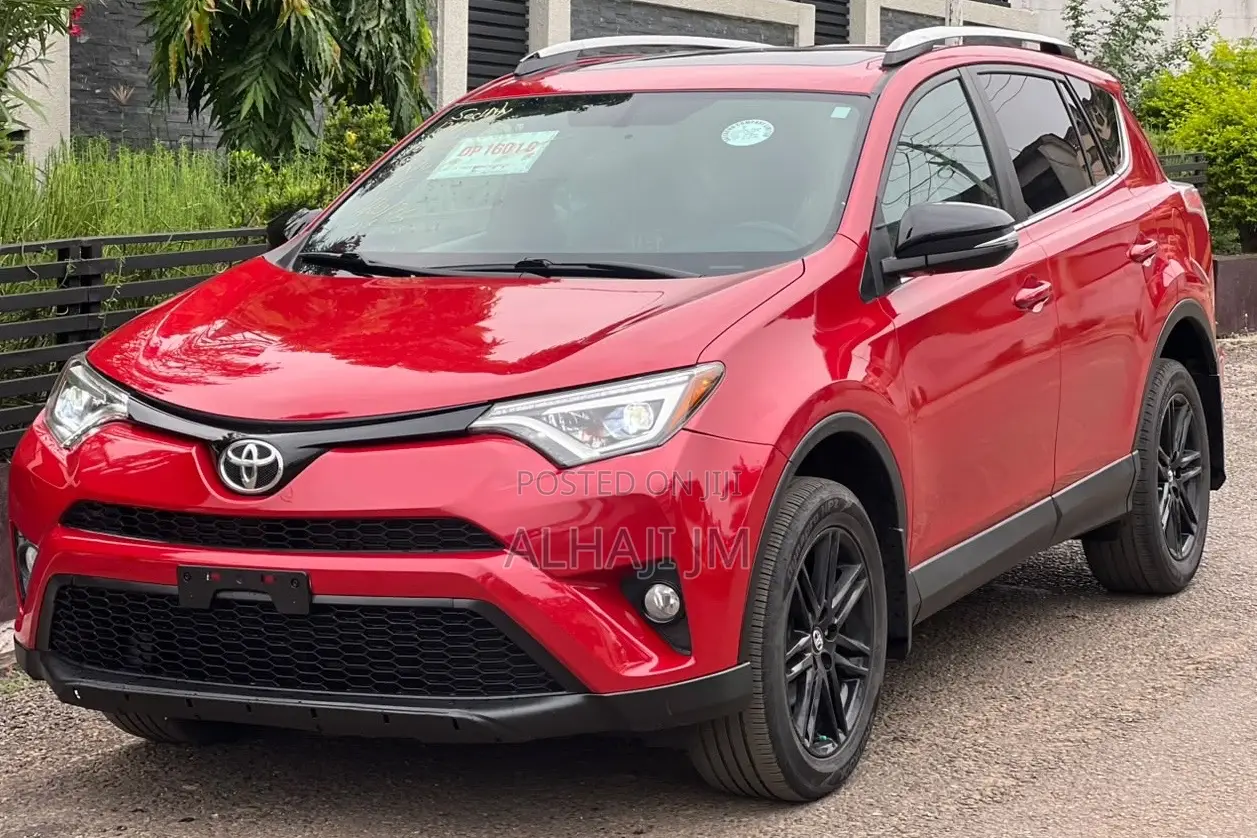 Toyota RAV4 SE AWD (2.5L 4cyl 6A) 2017 Red