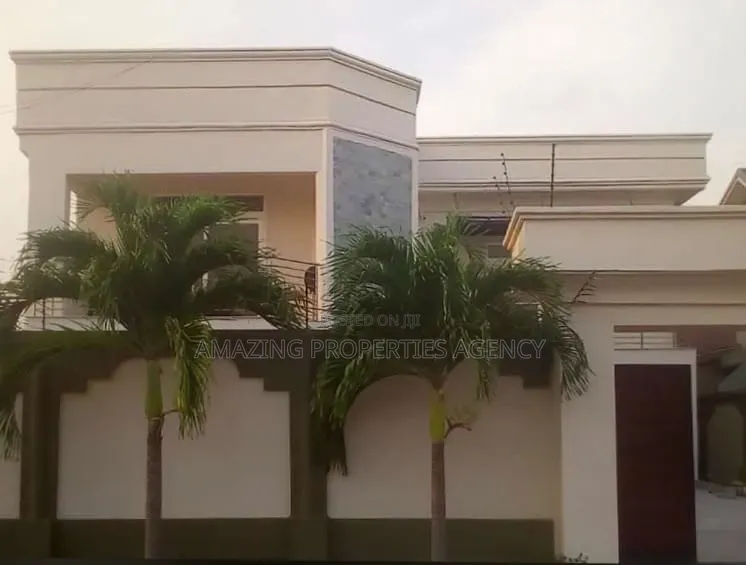 Furnished 4bdrm House in East Legon, American House for sale