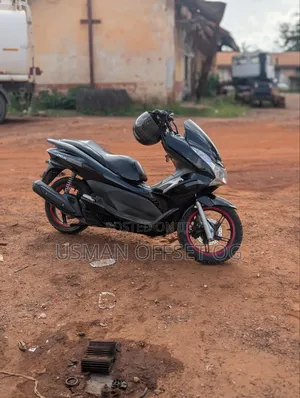 Honda 2022 Black