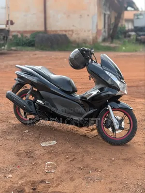 Honda 2022 Black