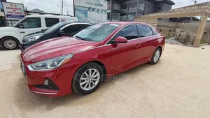 Hyundai Sonata SE 2018 Red