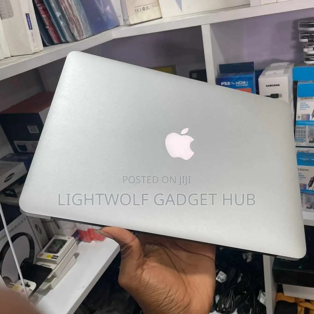 Laptop Apple MacBook Air 8GB Intel Core i5 SSD 256GB