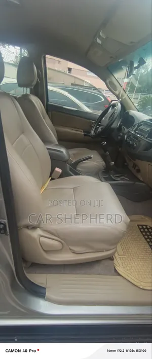 Toyota Fortuner 2.7 AWD 2012 Silver