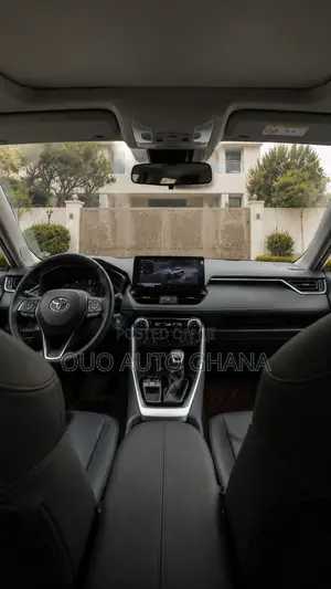 Toyota RAV4 2023 White