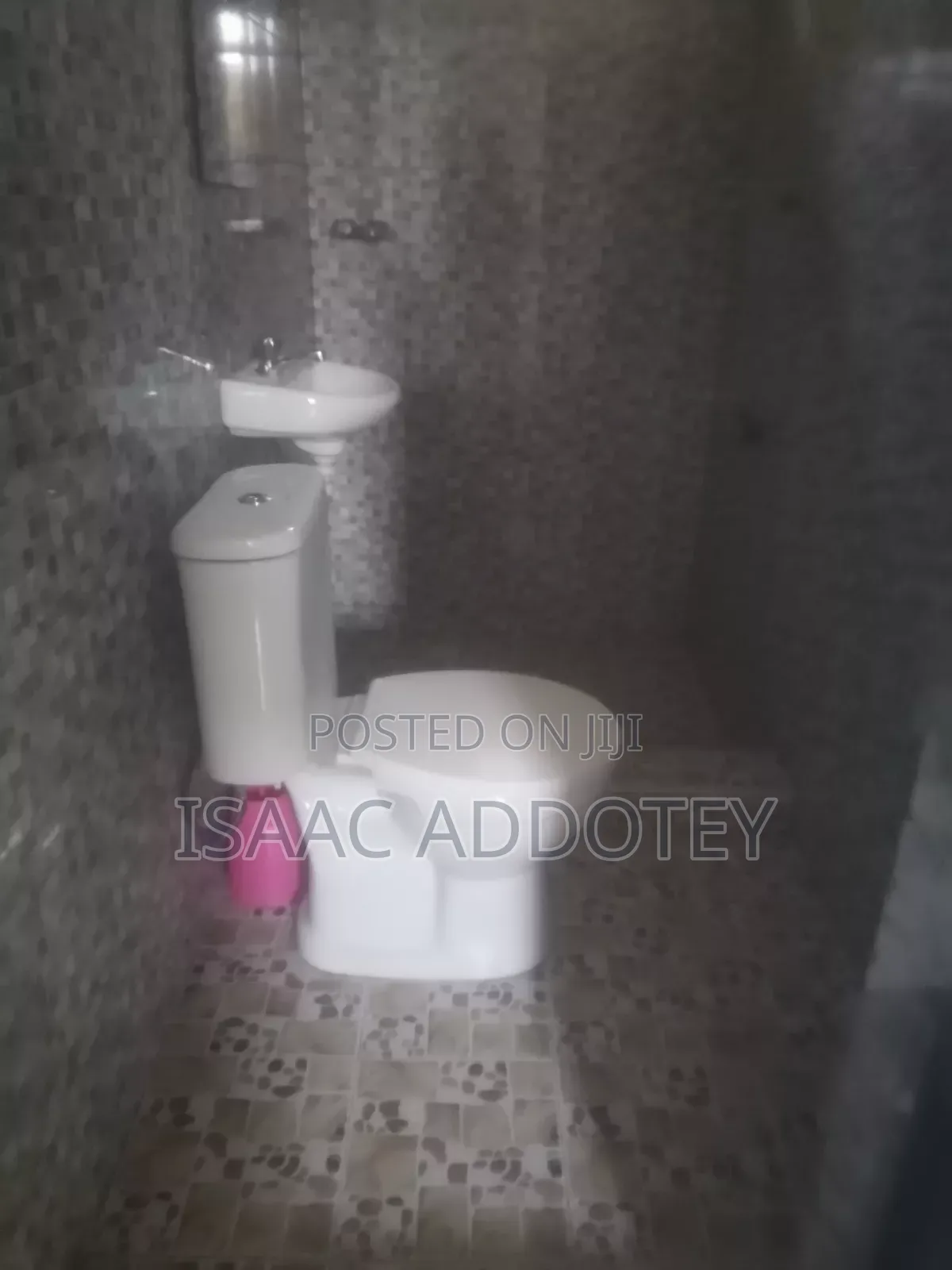 1bdrm Apartment in Single Room Self, Baatsona Total for rent