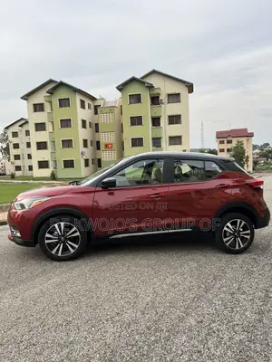 Nissan Kicks SR 2019 Red