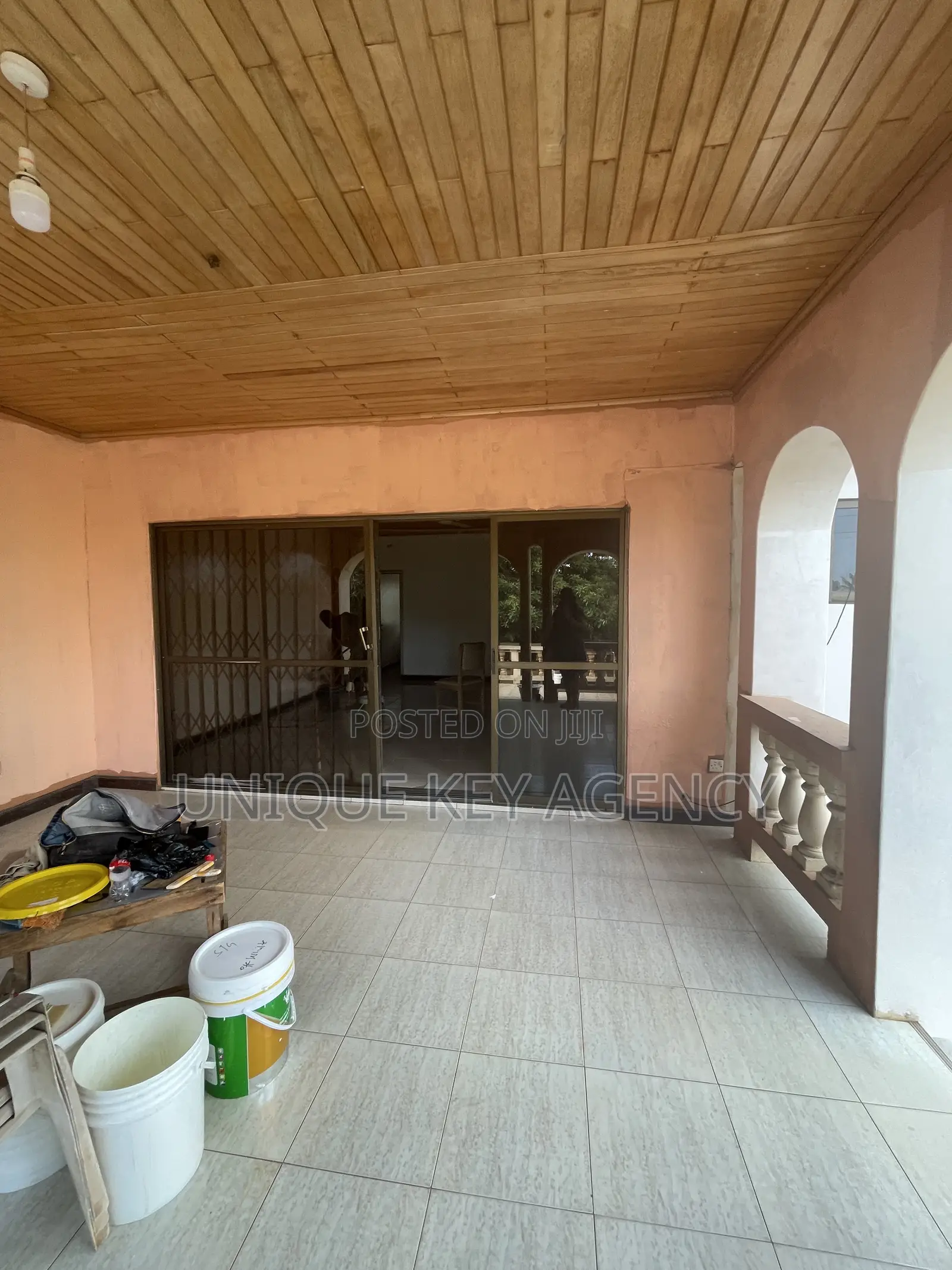 8bdrm House in Unique Key Agency, Achimota for rent