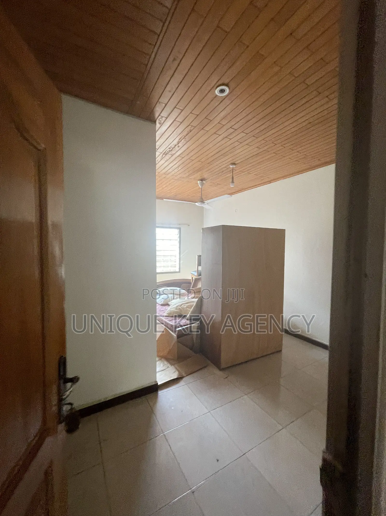 8bdrm House in Unique Key Agency, Achimota for rent