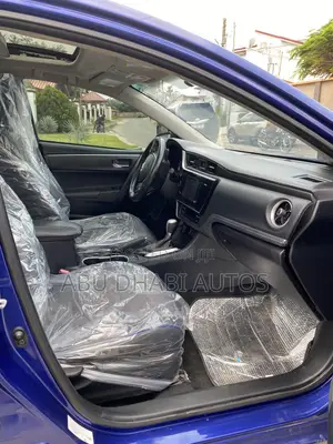 Toyota Corolla SE 4dr Sedan (1.8L 4cyl CVT) 2017 Blue