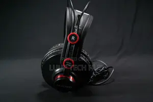 Focusrite Scarlett Studio Headphones