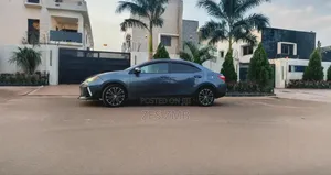 Toyota Corolla S 4dr Sedan (1.8L 4cyl CVT) 2016 Gray