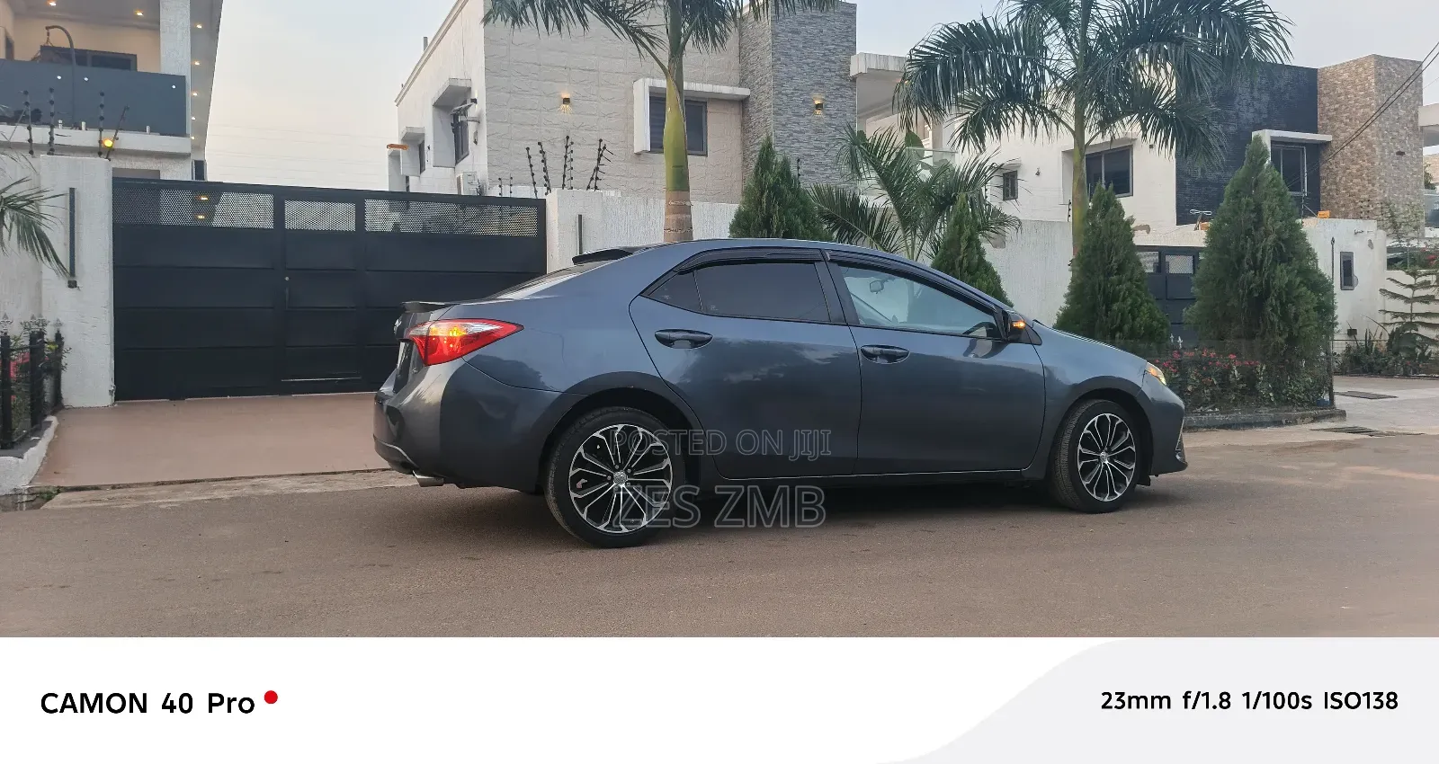 Toyota Corolla S 4dr Sedan (1.8L 4cyl CVT) 2016 Gray