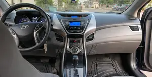 Hyundai Elantra GLS Sedan FWD (1.8L 4cyl 6A) 2013 Blue