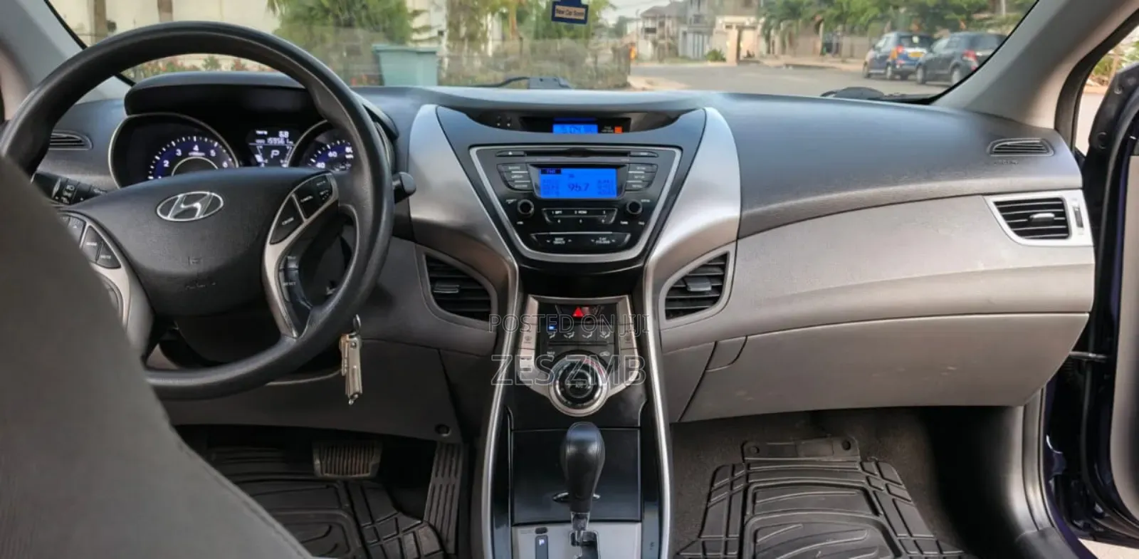 Hyundai Elantra GLS Sedan FWD (1.8L 4cyl 6A) 2013 Blue