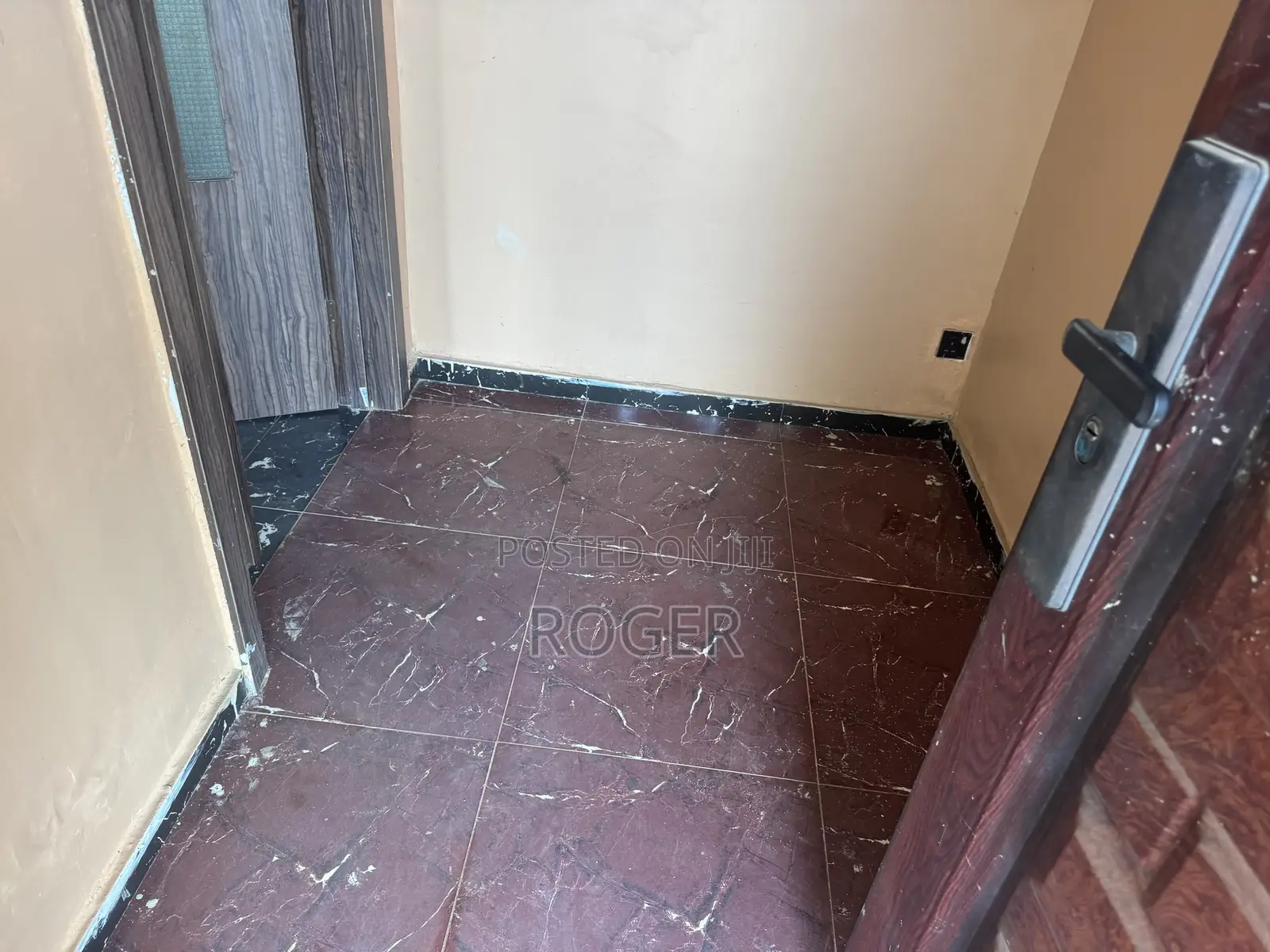 1bdrm House in Kboat Junction, Dome for sale