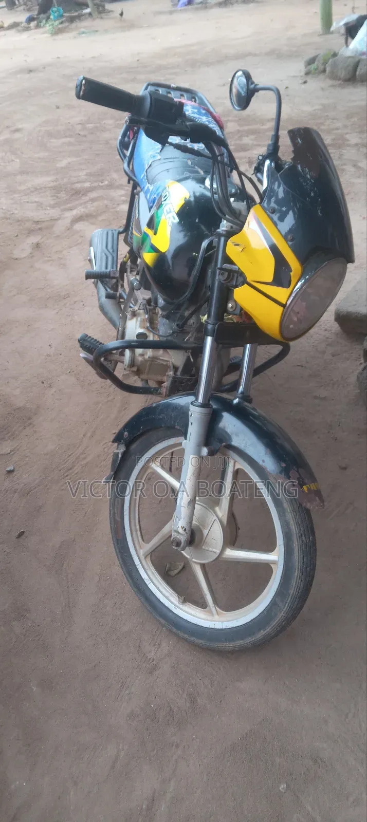Bajaj Boxer 150 UG 2018 Red