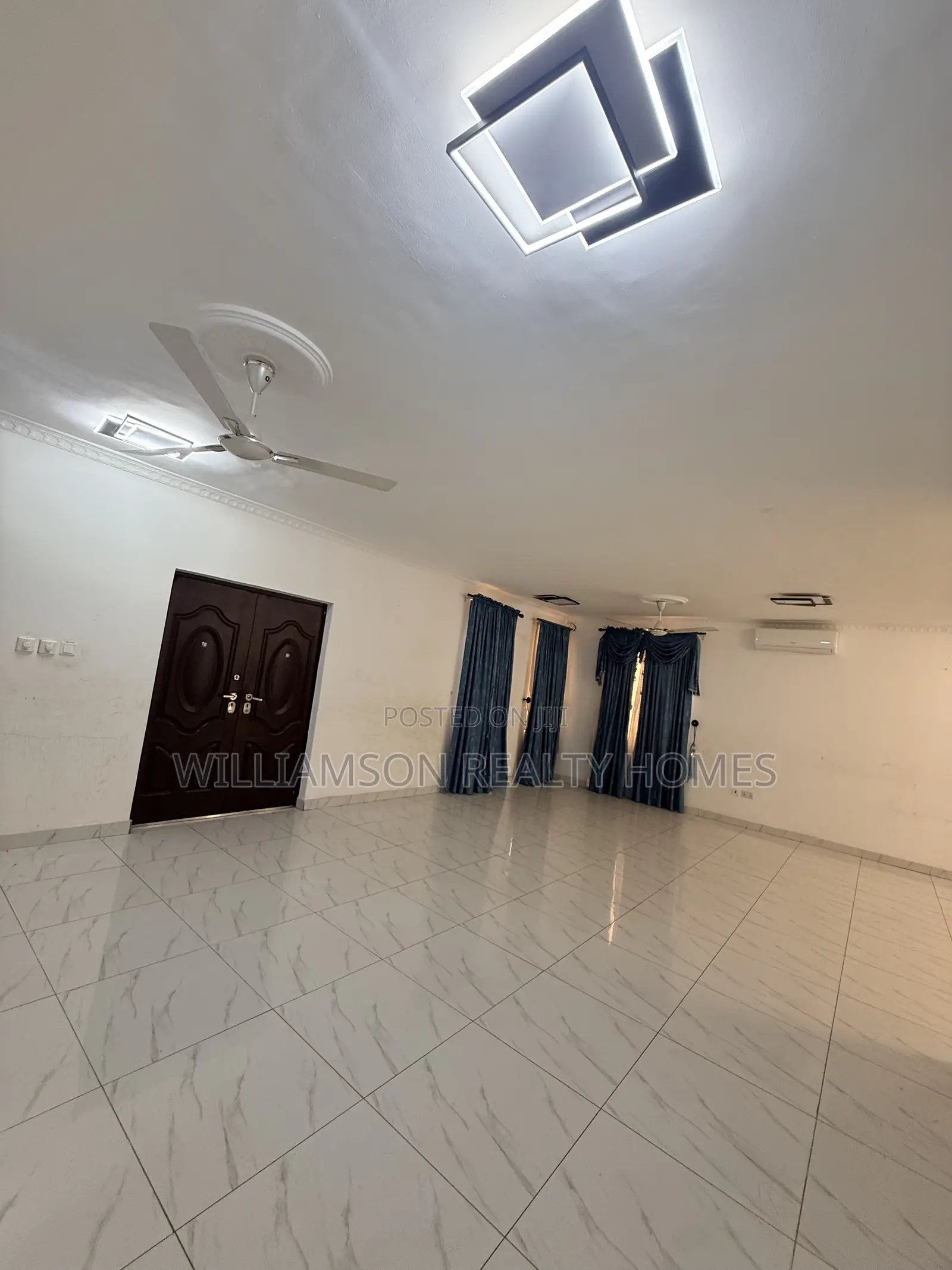 5bdrm House in Community 20 Estate, Spintex for rent