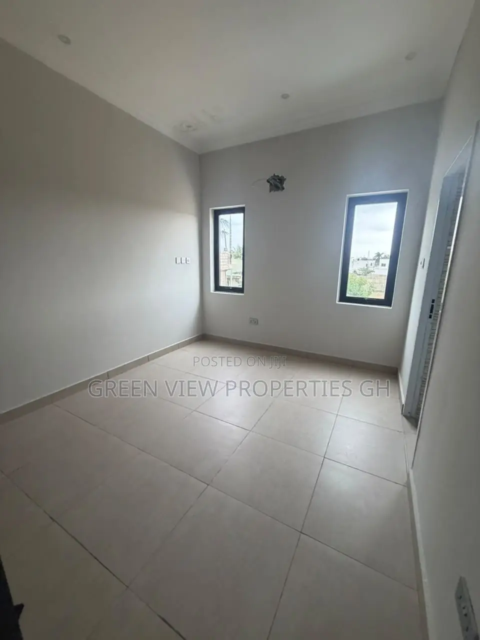 Furnished 4bdrm Duplex in Ashaley Botwe for sale