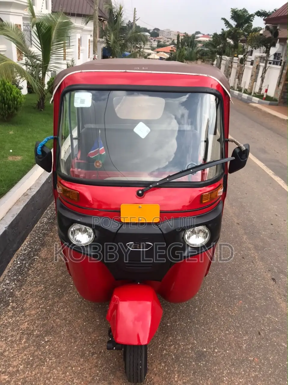 Bajaj RE 2026 Red