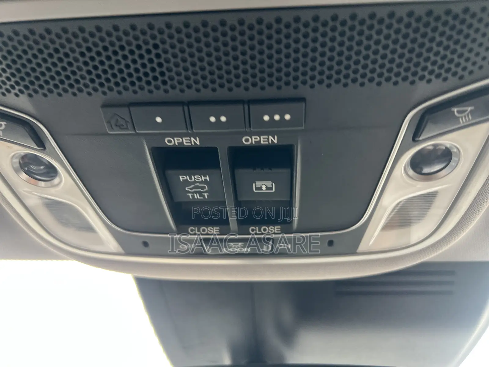 Honda CR-V Touring 4dr SUV AWD (1.5L 4cyl CVT) 2017 Gray