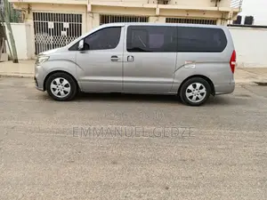 Mini Van - For Rent