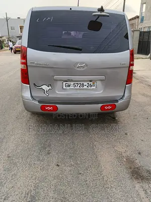 Mini Van - For Rent
