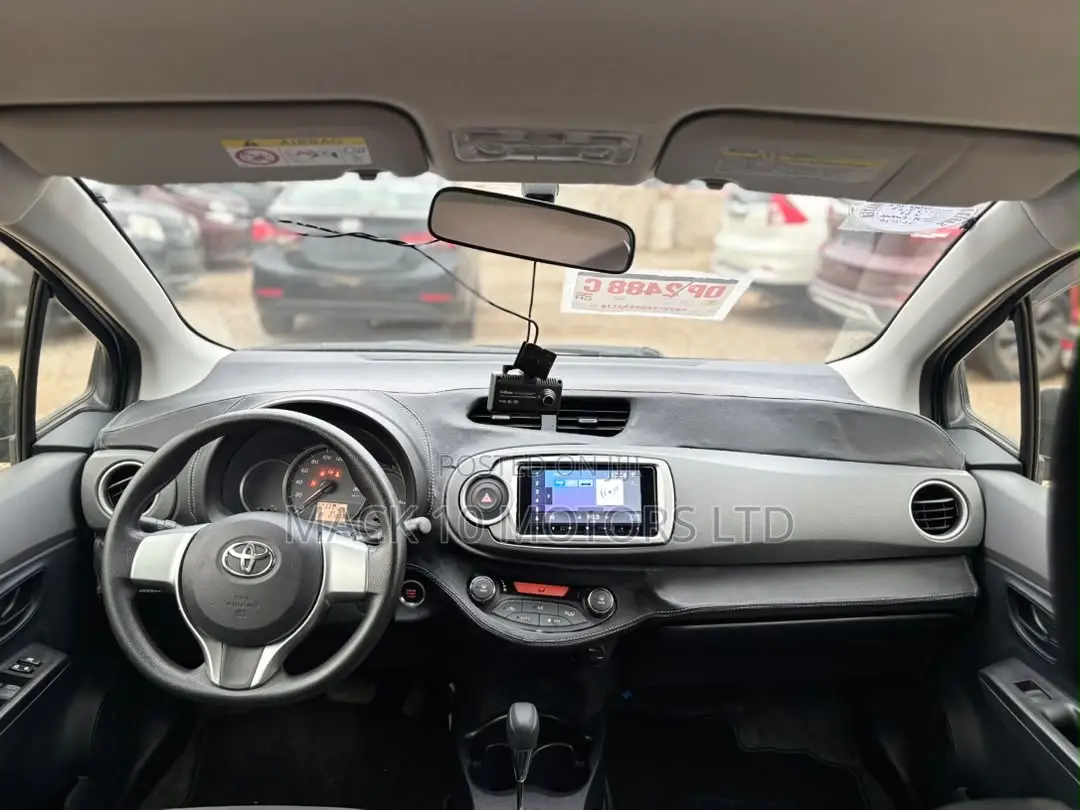 Toyota Vitz 1.5 FWD 3dr 2013