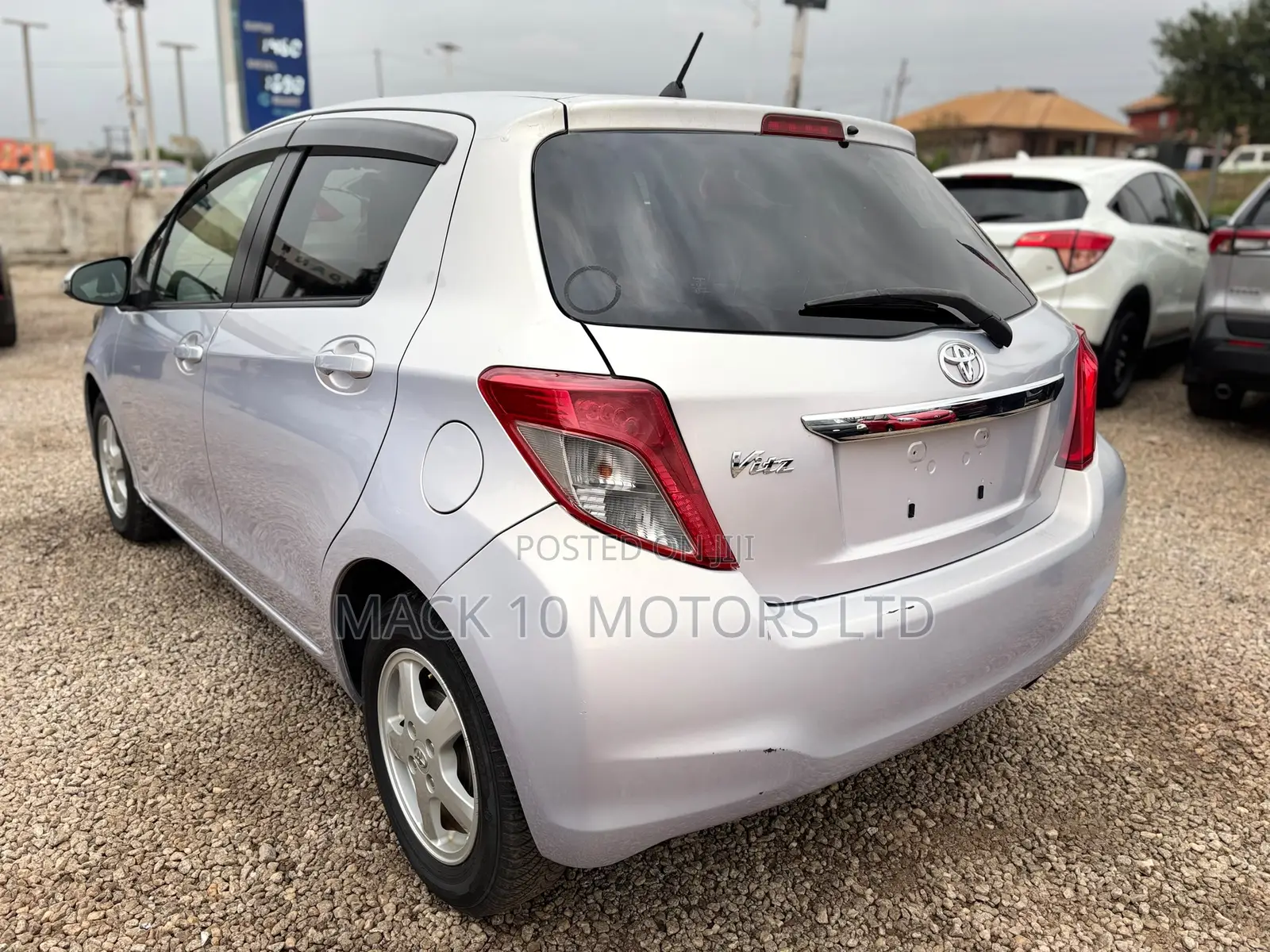 Toyota Vitz 1.5 FWD 3dr 2013