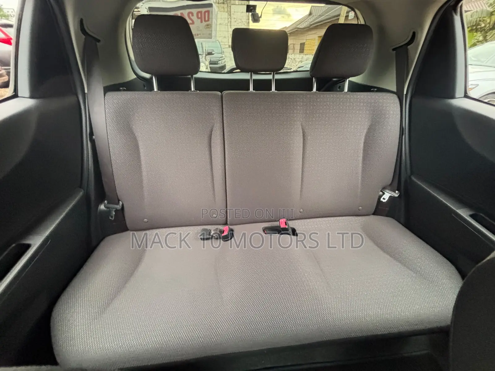 Toyota Vitz 1.5 FWD 3dr 2013