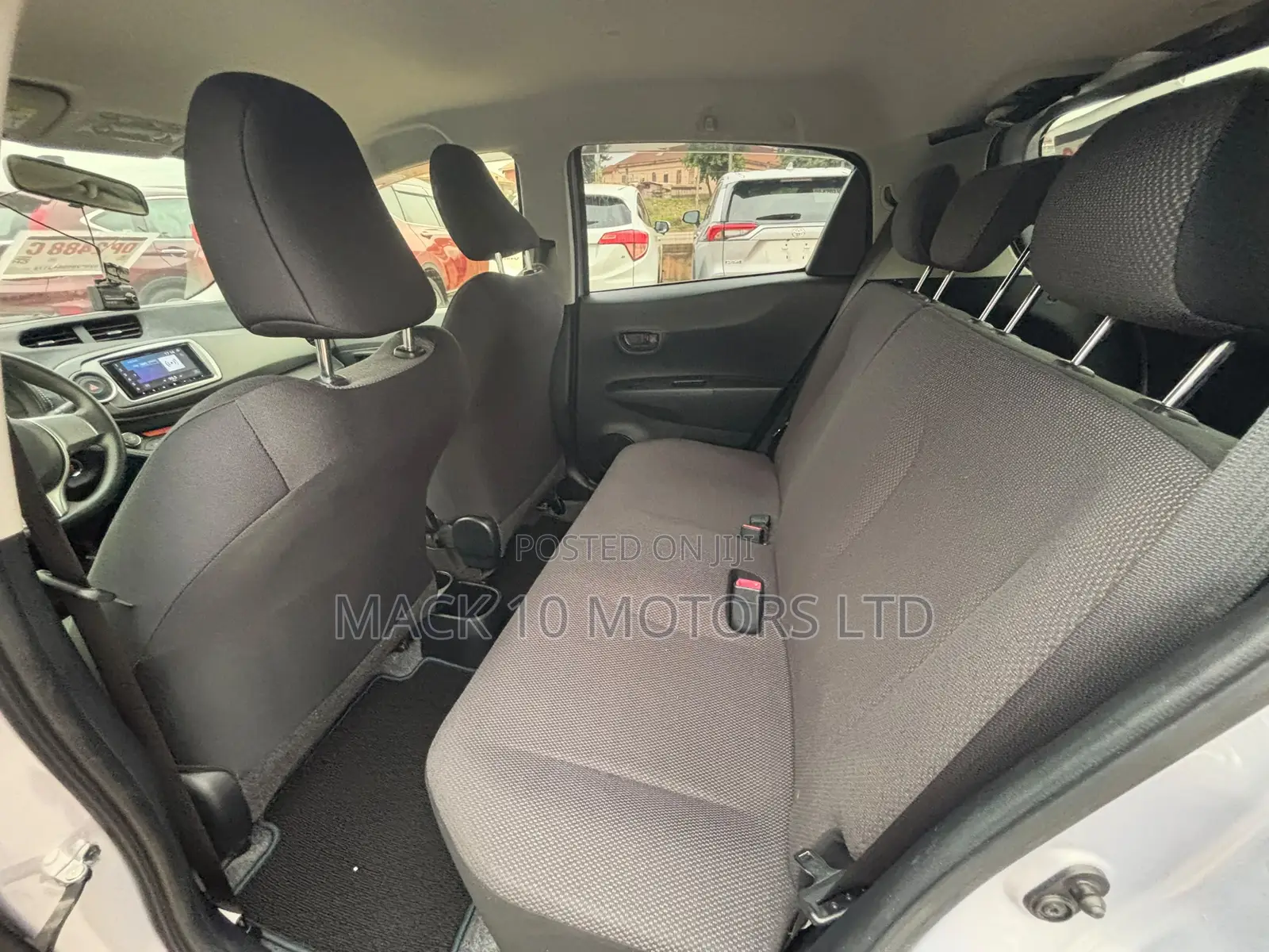 Toyota Vitz 1.5 FWD 3dr 2013