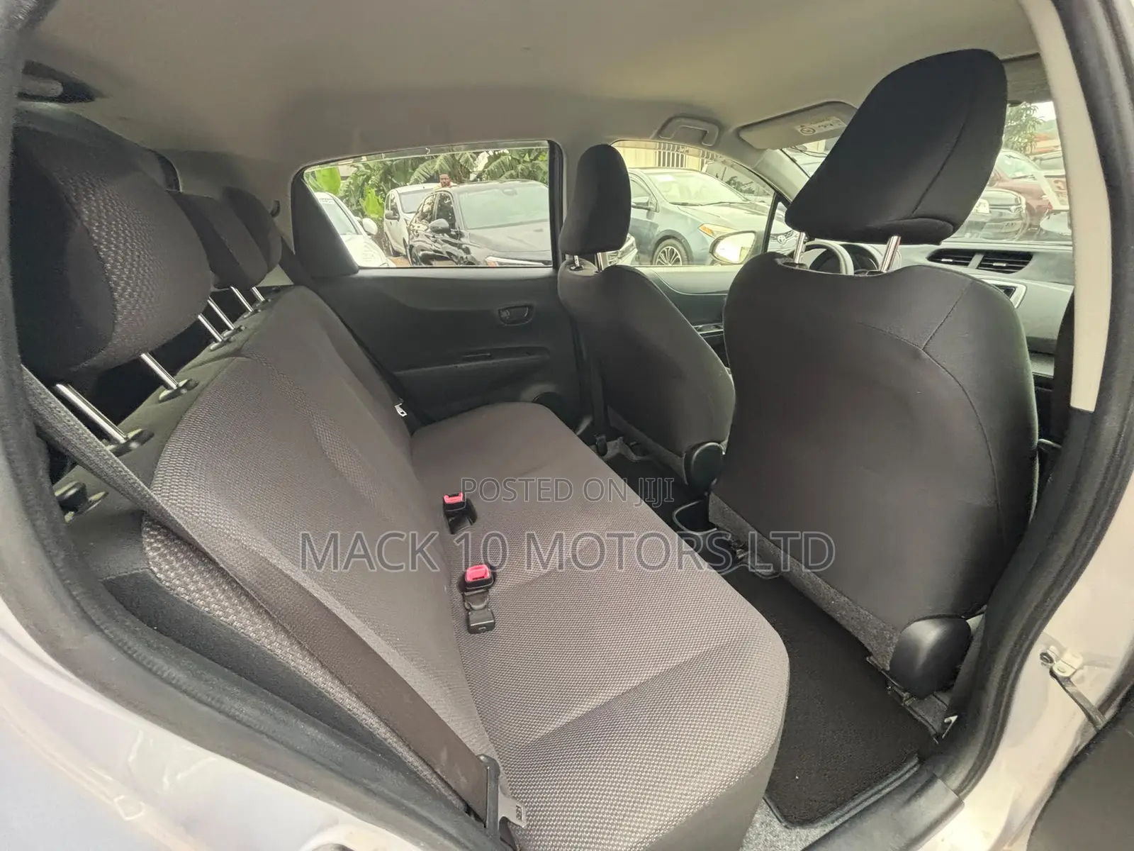 Toyota Vitz 1.5 FWD 3dr 2013