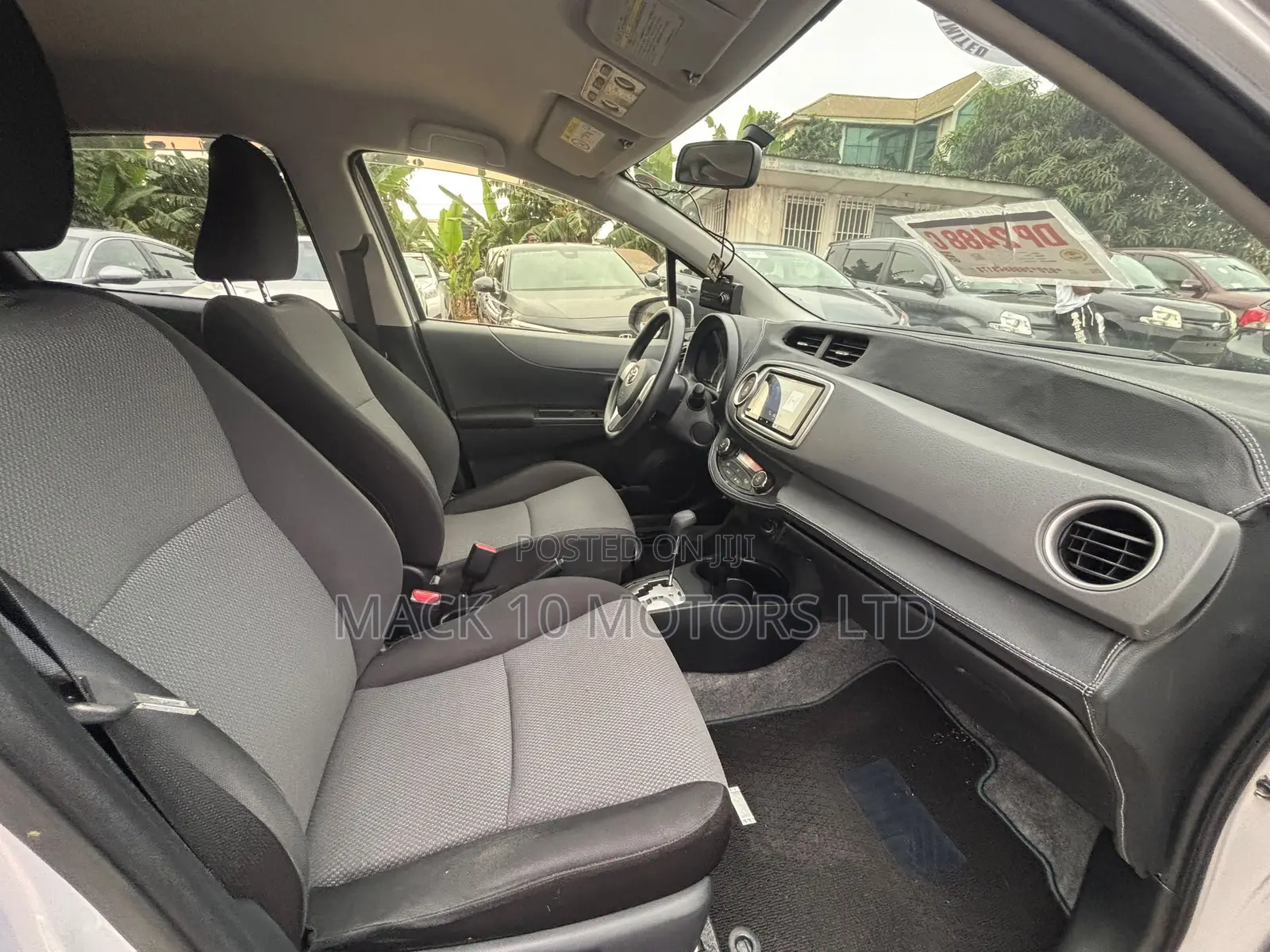 Toyota Vitz 1.5 FWD 3dr 2013